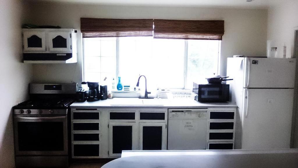 Robertson'S Place Like Home Los Angeles Luaran gambar